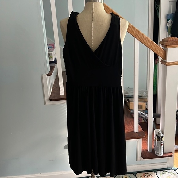 White House Black market little black dress size 6 - Picture 1 of 9